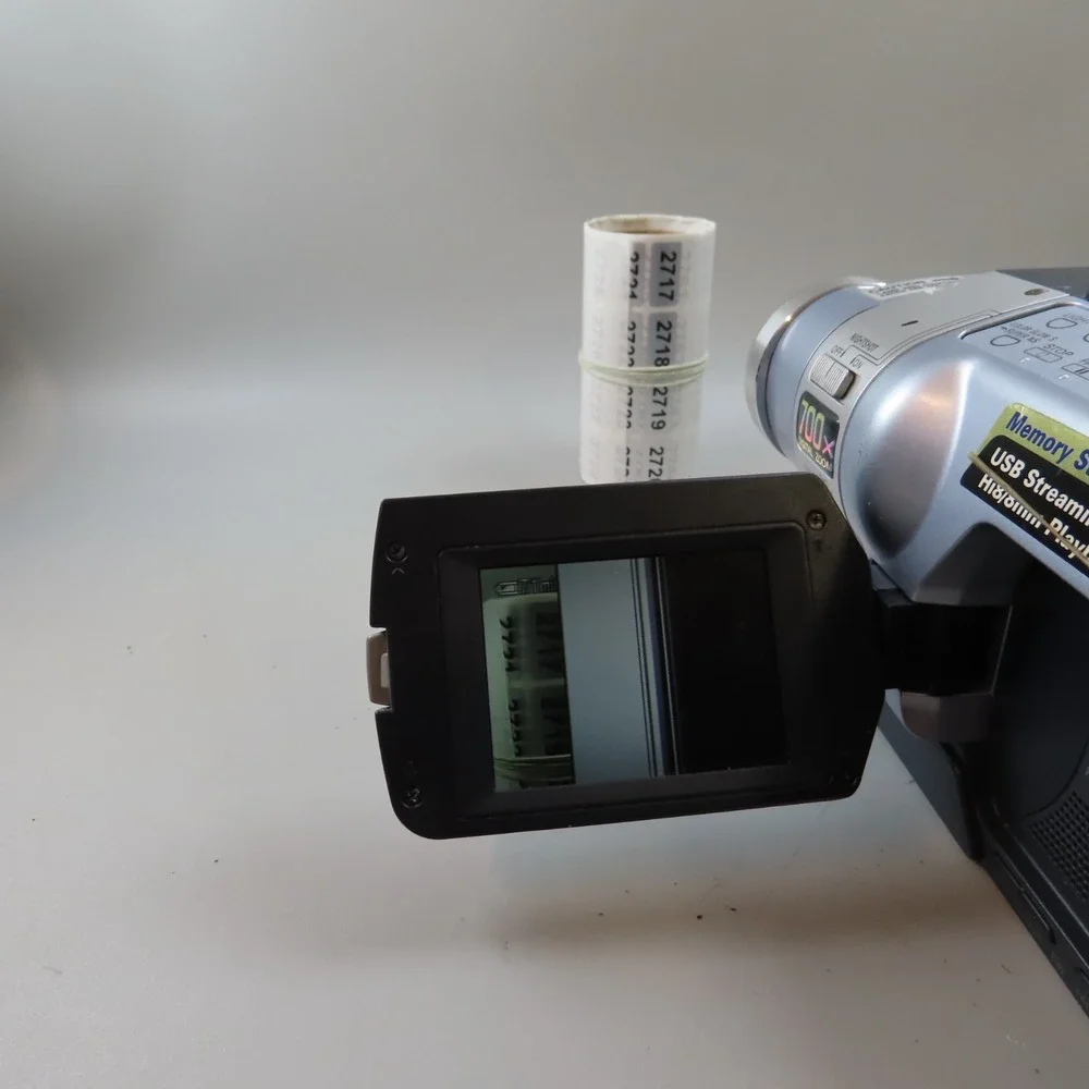 Sony Handycam DCR-TRV350 Digital8/Hi8/Video8 NightShot Tested (DAMAGE SCREEN)